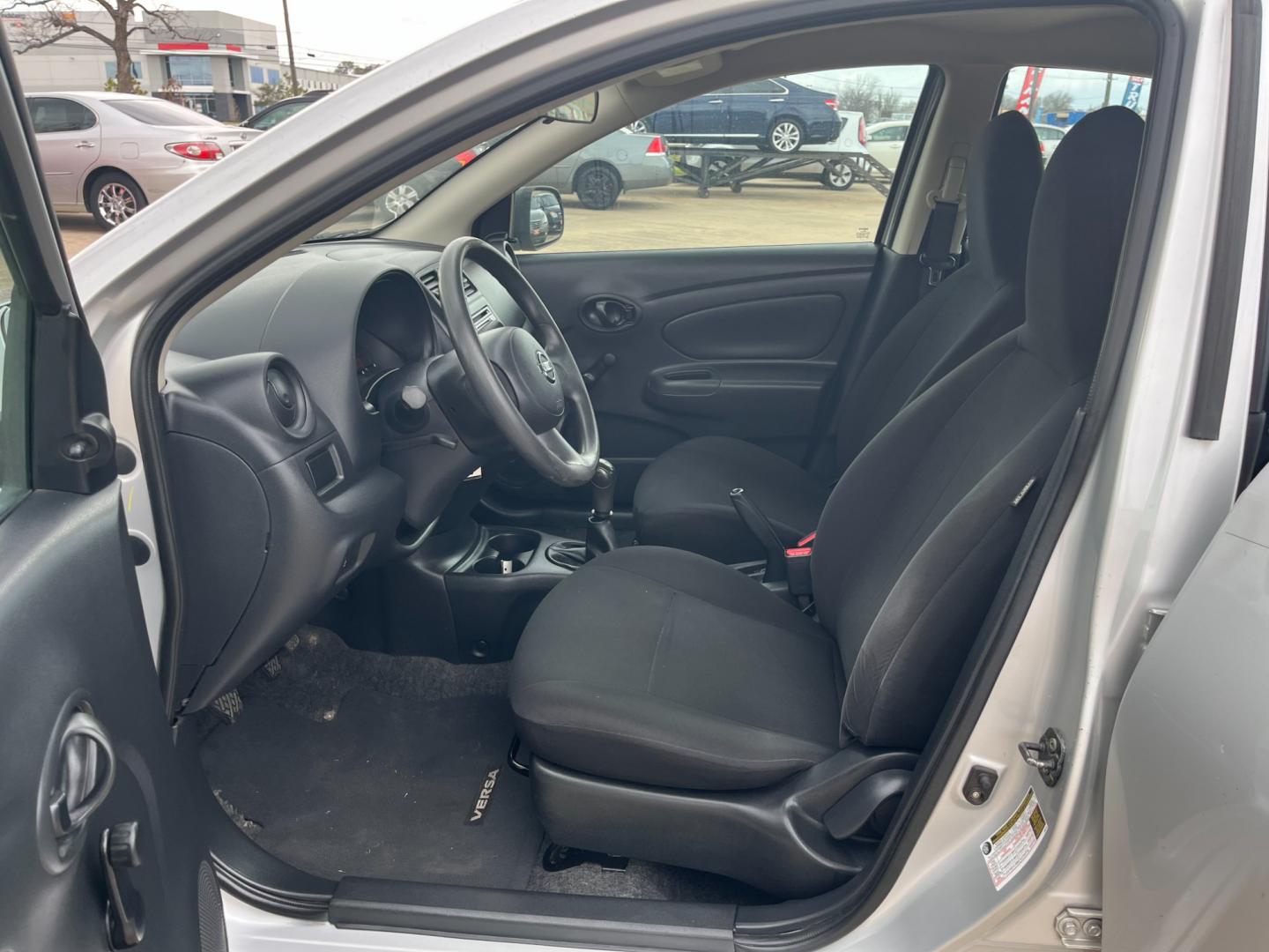 2014 SILVER /black Nissan Versa 1.6 S 5M (3N1CN7AP3EL) with an 1.6L L4 DOHC 16V engine, 5-Speed Manual transmission, located at 14700 Tomball Parkway 249, Houston, TX, 77086, (281) 444-2200, 29.928619, -95.504074 - Photo#8